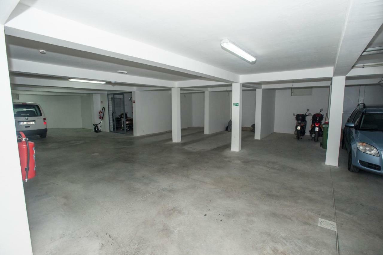 Arena Apartment 5-Stars Premium-Accommodation 马卡尔斯卡 外观 照片